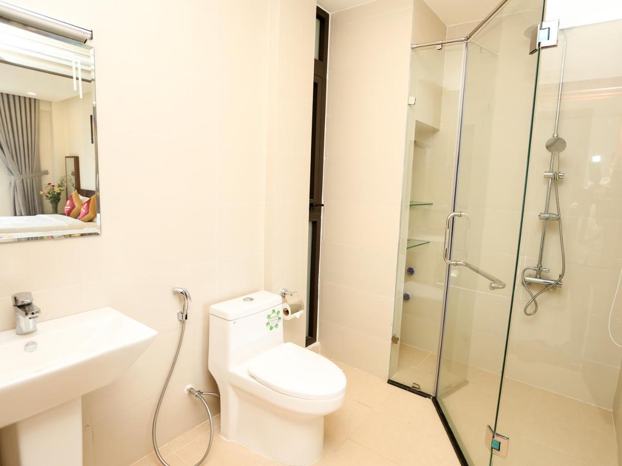 Hacom Galaxy Hotel Фан Ранг Екстериор снимка